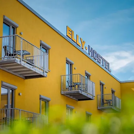 ELLY Hostel-3
